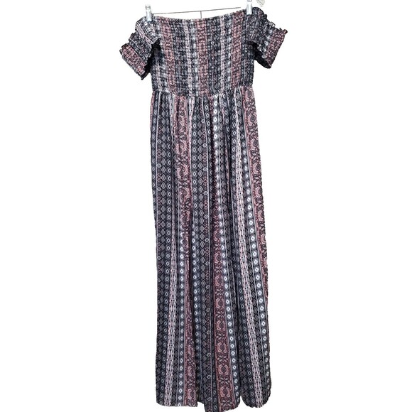 Trixxi Off-Shoulder Smocked Bodice Front Slit Maxi Dress Size Medium - Picture 1 of 8